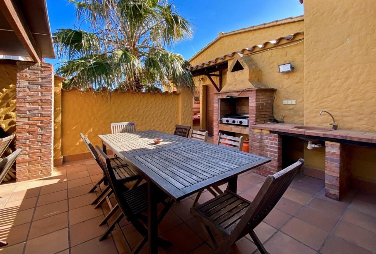 Ampuriahome Villa Hosting 15, Pool & Mooring Empuriabrava Exteriör bild