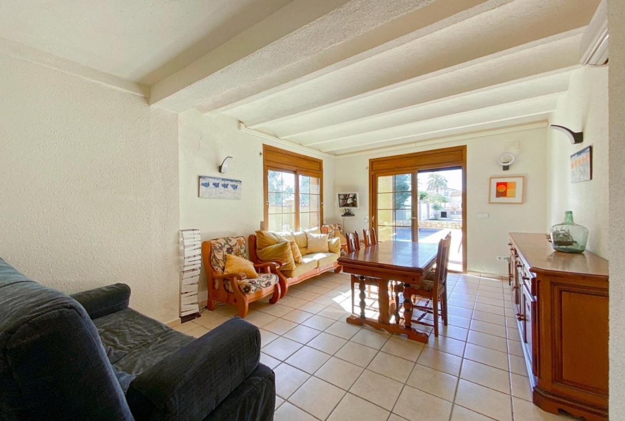 Ampuriahome Villa Hosting 15, Pool & Mooring Empuriabrava Exteriör bild