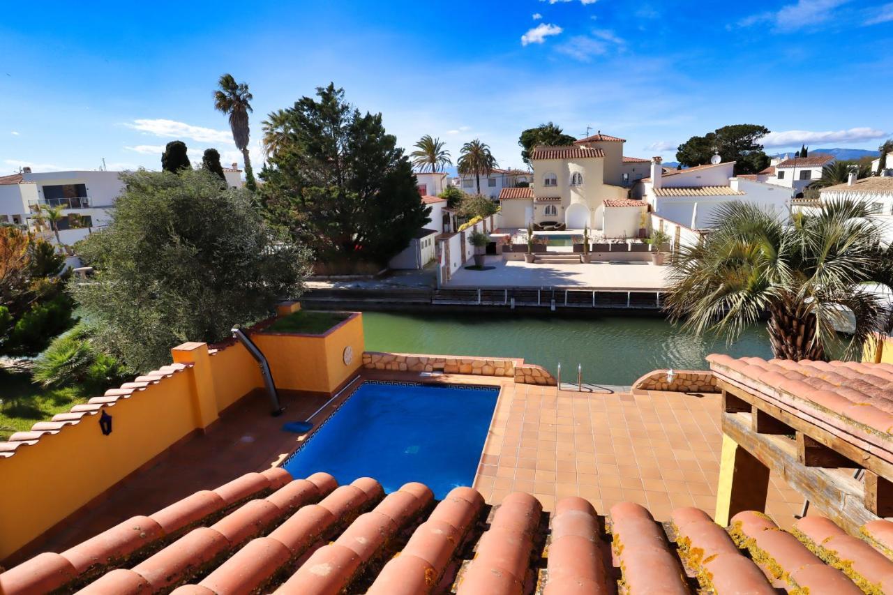 Ampuriahome Villa Hosting 15, Pool & Mooring Empuriabrava Exteriör bild